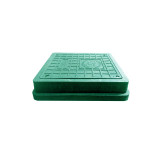 Люк полимерпесчаный легкий 400х450 с замком ( А15 ) зелёный